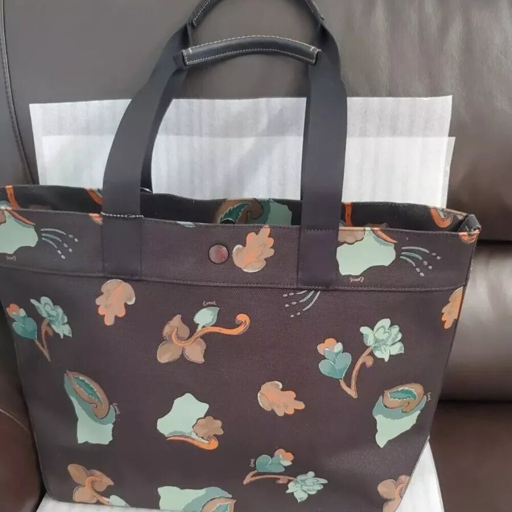 COACH LIMITED EDITION Field Tote 38 Leather Reinforced Bottom Gun Metal Accents - Picture 13 of 13